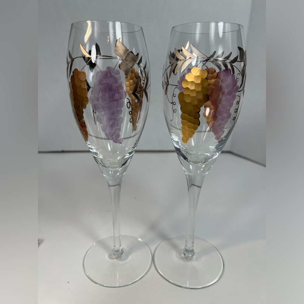 Set of 2 Hand Painted Grape Wine Glasses Purple Gold Vineyard Decor Barware